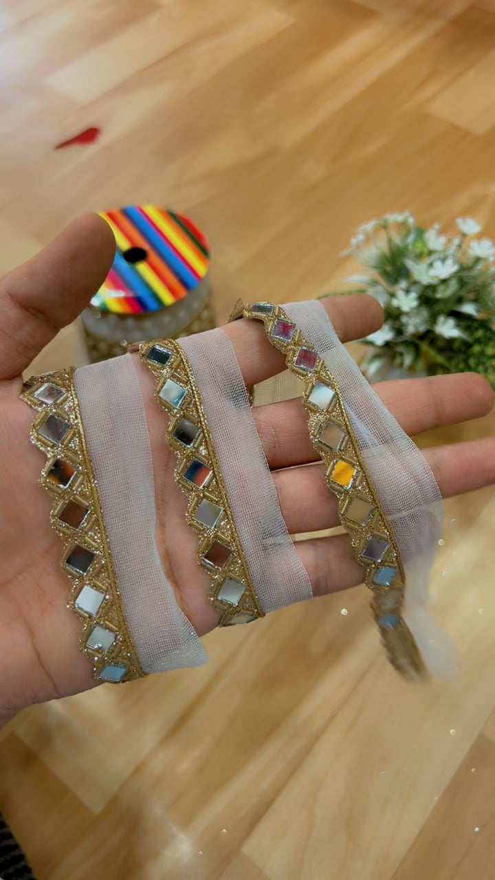 Premium Golden Mirror Yard 9 Meters